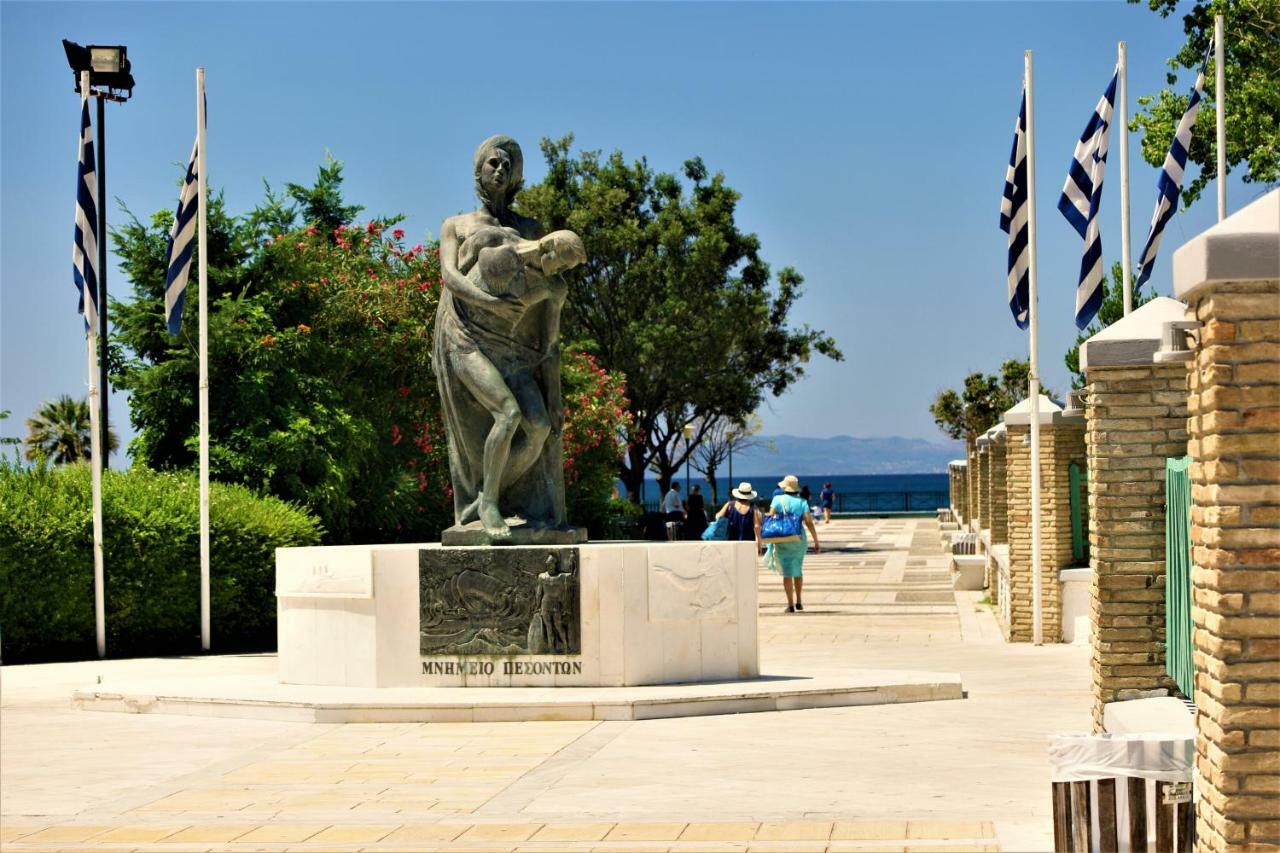 Zefyros Super Cool Apartments Next To Alimos Riviera Athen Exterior foto